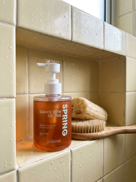 Dance With Me This Spring | Almond Shower Oil 300mL